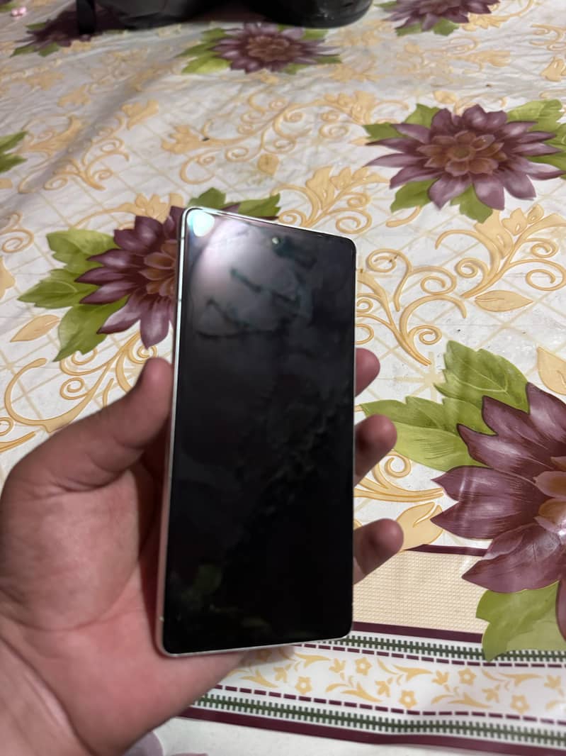 Google Pixel 7 5