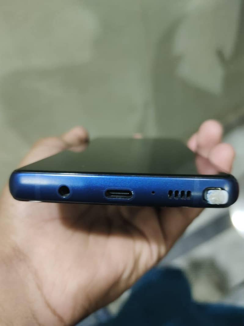 Samsung Mobile Note 9 5