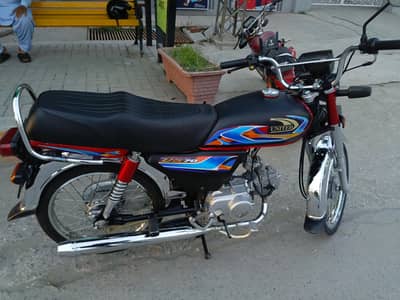 2026 model united 70 bike