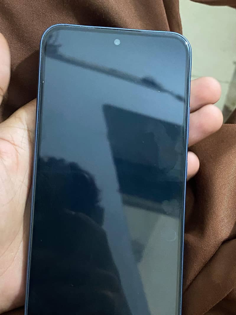 Model OPPO A6pro 1
