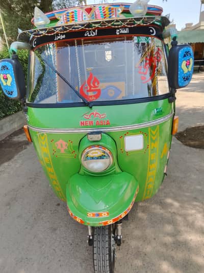 New rickshaw 10/10 number Laga hua ha Lush condition