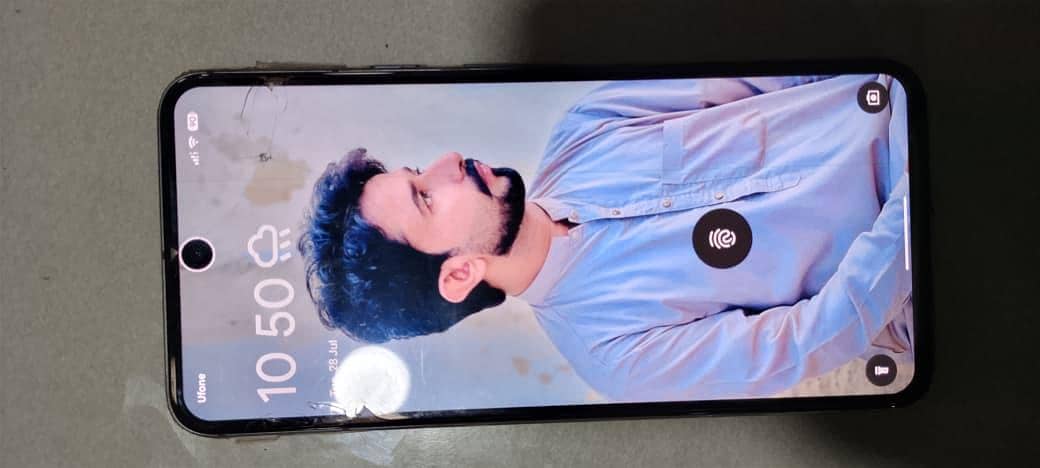 Google Pixel 8 4