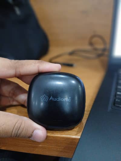 Audionic Airbuds 550