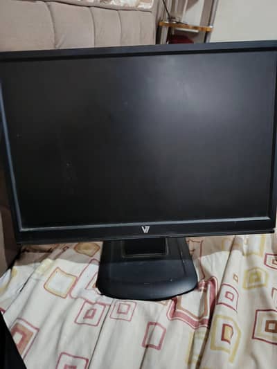 V7 Original 19 Inch LCD Monitor – 100% Working