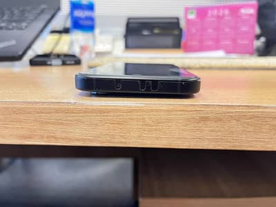 OPPO Reno 16 Pro