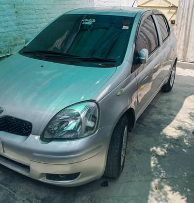 Toyota Vitz 2003