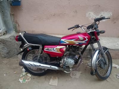 Honda 125 model 2019 model 2022 Registered Karachi kick spring broken
