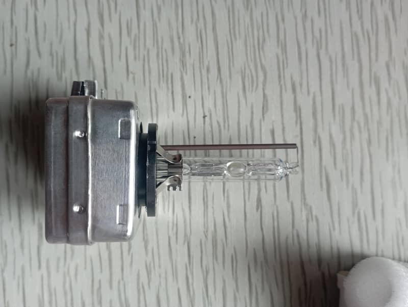 D1s bulb 4