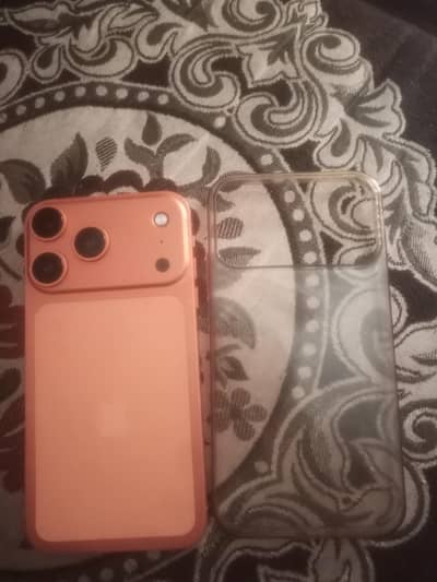 Apple iPhone XR convert 17 pro