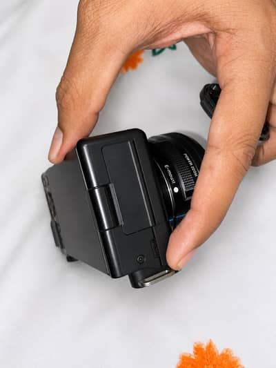 577 sc Sony ZV-E10 10/10 + Dual Battery + Dual Charger + 128GB SanDisk