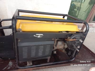 Astra Korea 2.5KW Petrol Generator with Heavy-Duty Trolley – Excellent