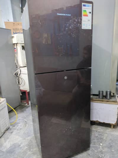 refrigerator medium size