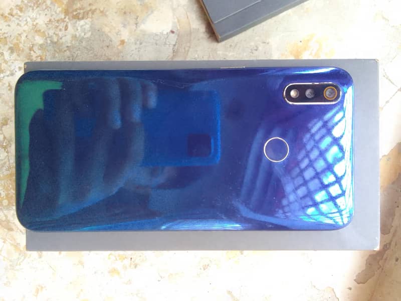 Realme 3 9