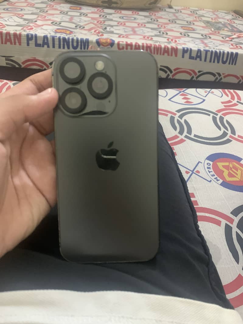 iPhone 14pro 5