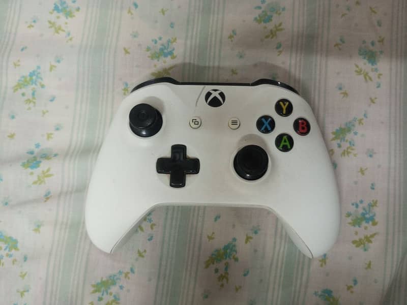 Xbox One|S|X controller 0