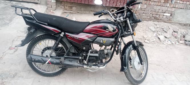 bike for sale in lush condition