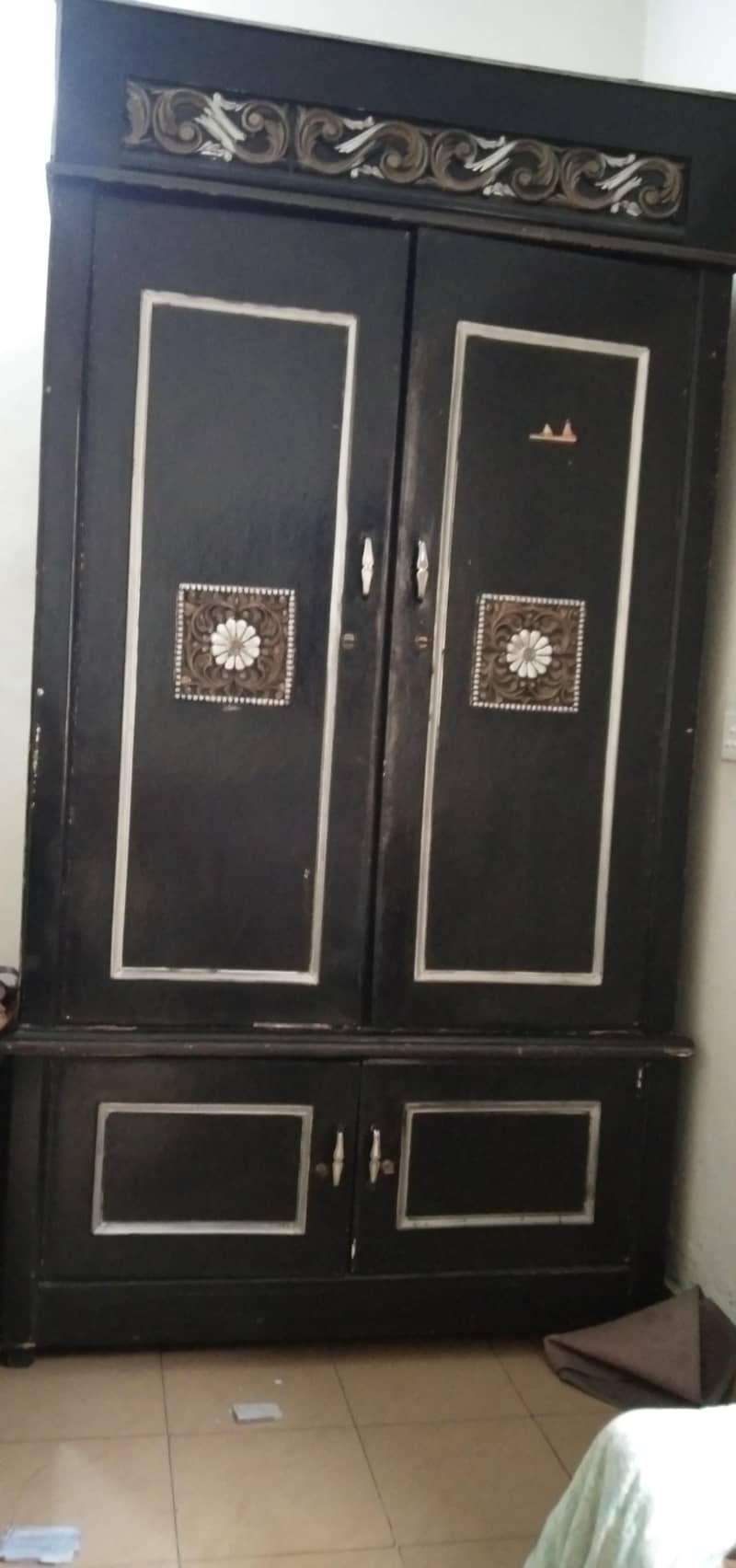 ڈبل ڈور ووڈن الماری نیچے الگ کیبنیٹ کے 0