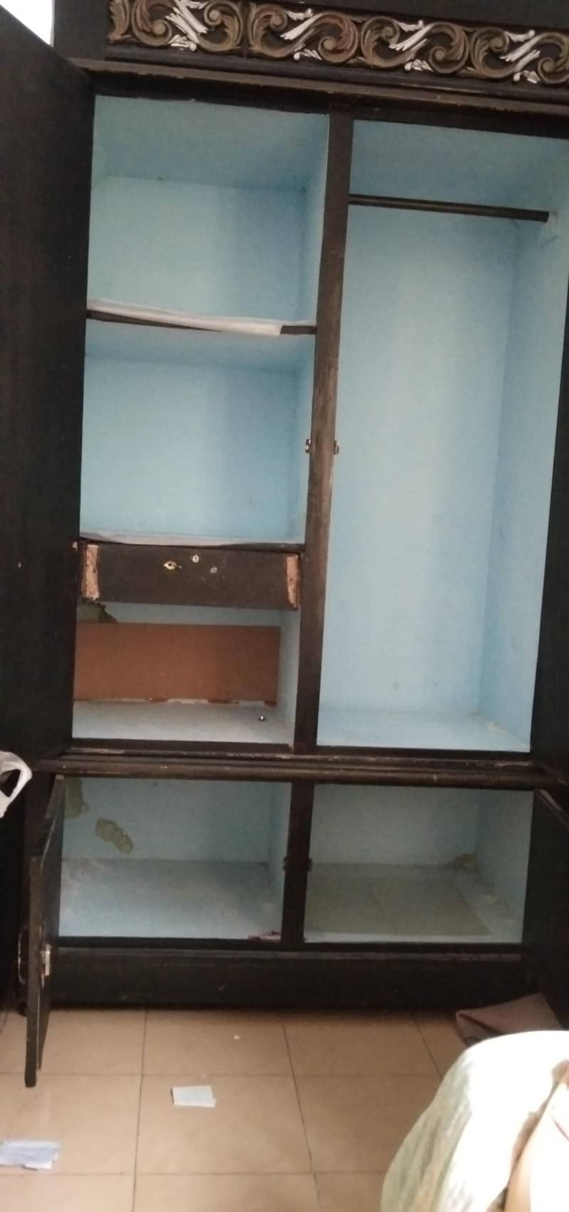 ڈبل ڈور ووڈن الماری نیچے الگ کیبنیٹ کے 9