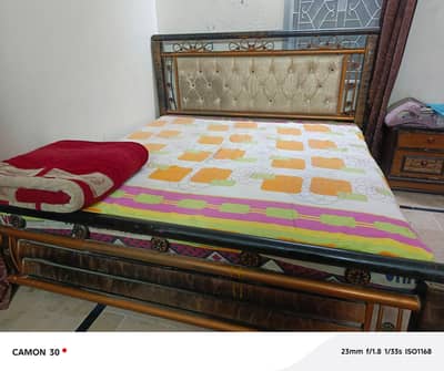 room set for sale. (bed,divider,almari)