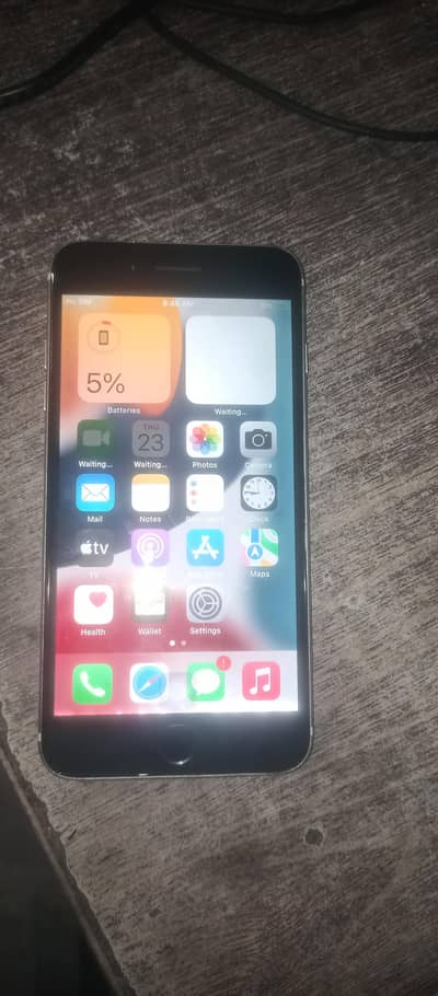 iphone 7+ 128gb pta