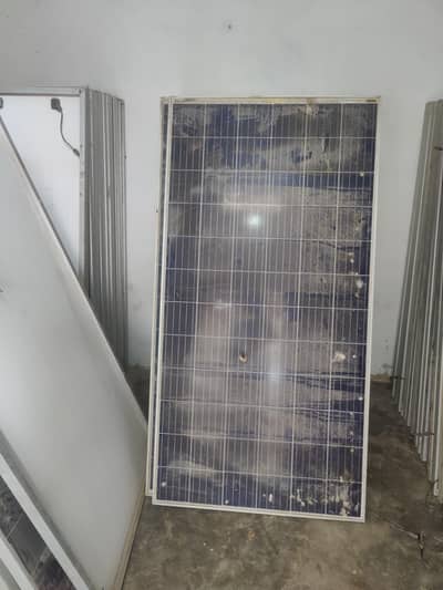 320 watts solar panels 90 panels  zs solar