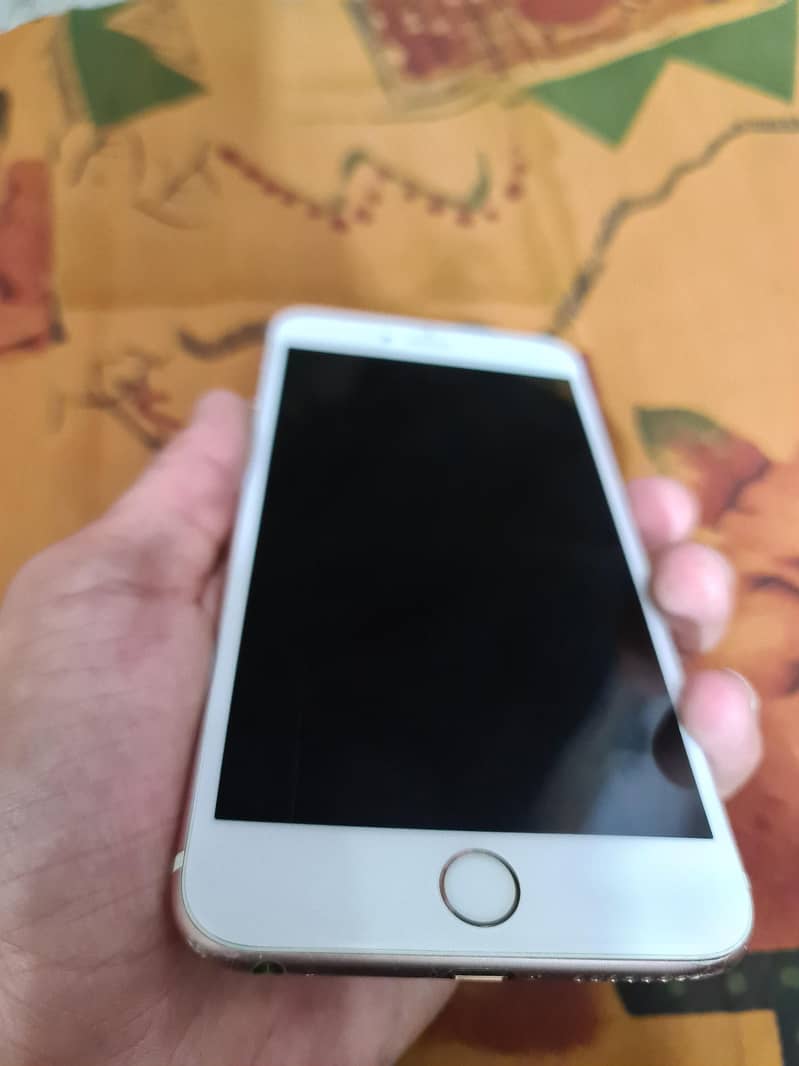 Apple iPhone 6S Plus 1