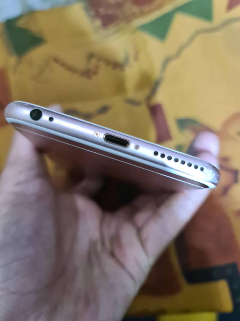 Apple iPhone 6S Plus 3