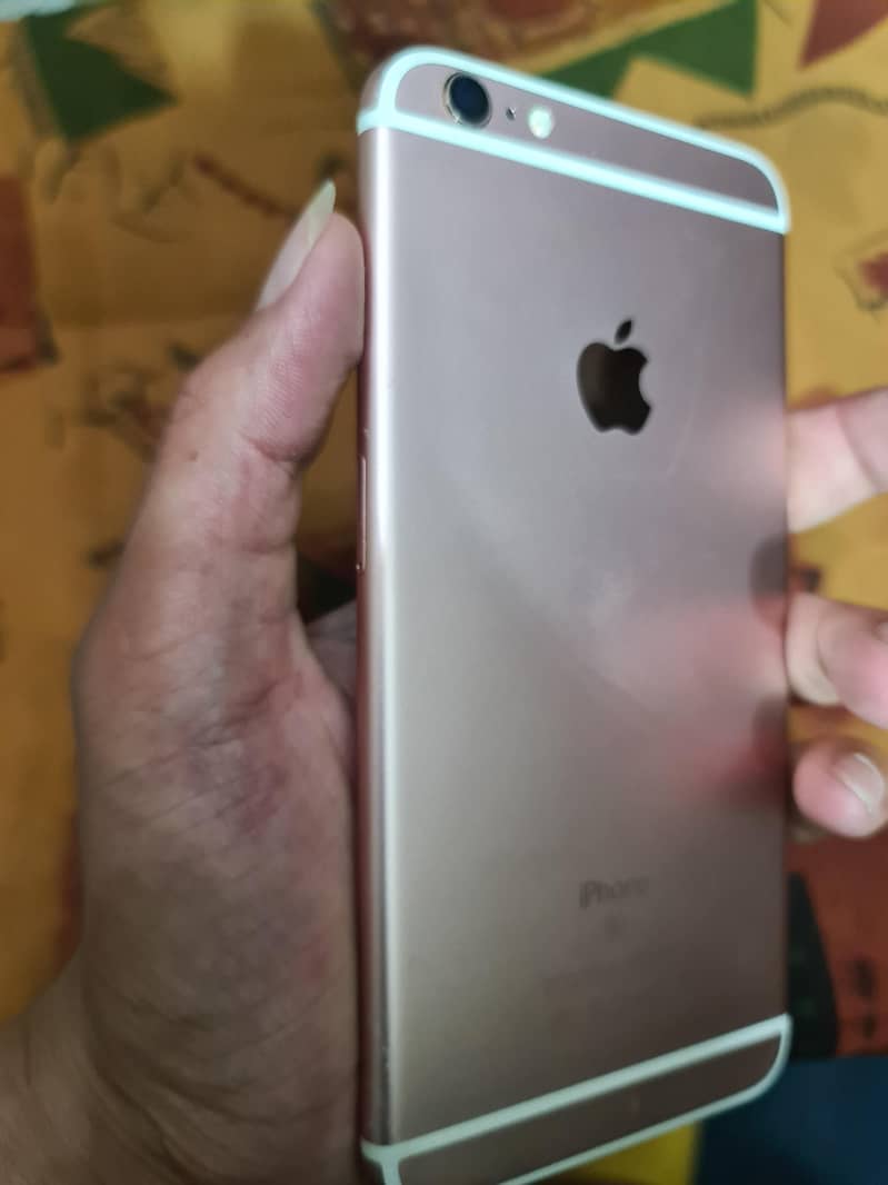 Apple iPhone 6S Plus 4