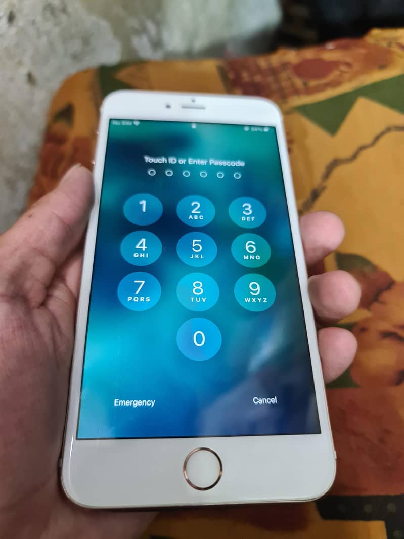 Apple iPhone 6S Plus 8