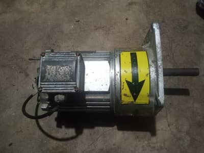Yongsheng 1HPYongsheng 1HP 3-Phase Gear Motor - Poultry Feed Line