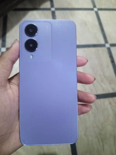 Vivo Y17s