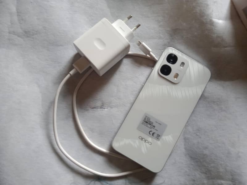 OPPO A6s 6