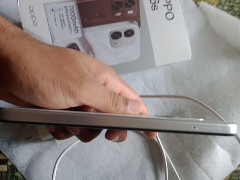 OPPO A6s 7
