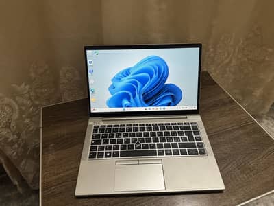 Hp Elitebook 8gb ram 256gb ssd