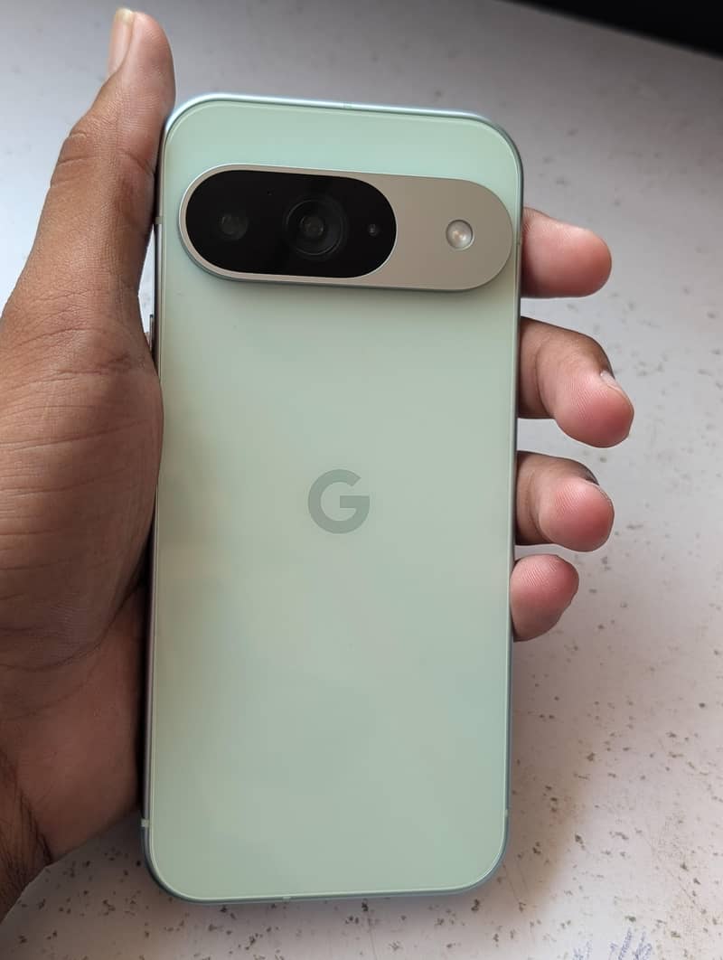 Google Pixel 9 3