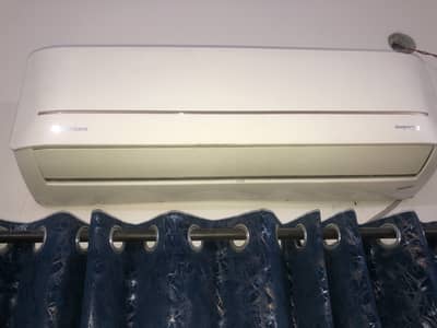 Dawlance designer plus DC inverter 1.5 Ton Condition is 10/10.