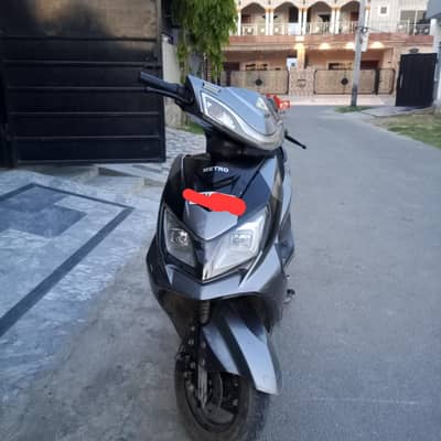 Metro Thrill Electric Bike 2024