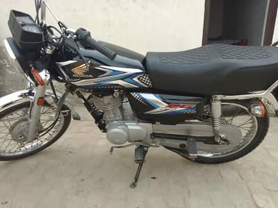 Honda CG 125 for sale in lahore