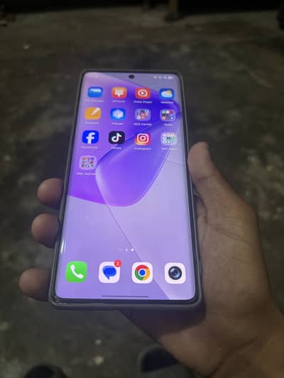 Infinix Hot 50 Pro Plus, Samsung A32
