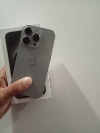 Apple iPhone 15 Pro