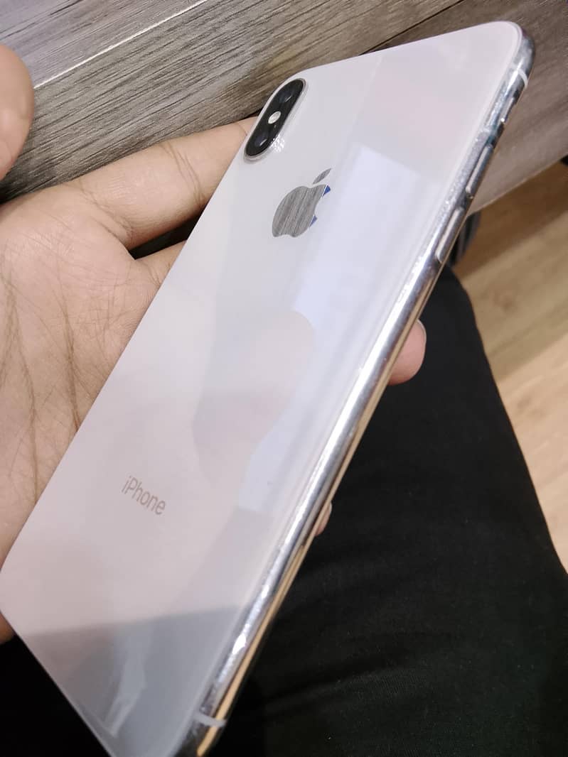 Apple iPhone X 2