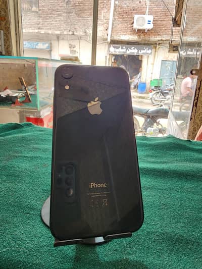 Apple iPhone XR