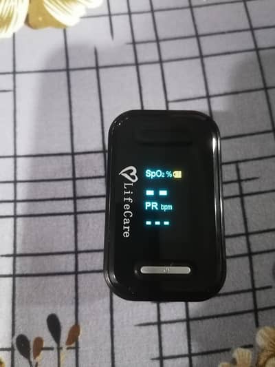 fingertip pulse oximeter