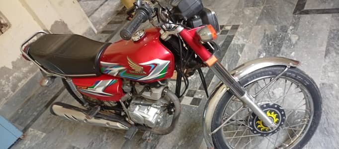 total original bike all ok koi b kam nai hony wala 03070032563