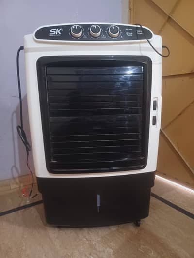 Sk-5000 Ac /DC air cooler brand new 10 month warranty