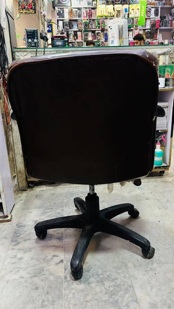 Chair  0
