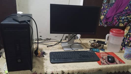 amd A8 pro 8gb ram 500 gb hard 20inch LCD r7 graphics card bilton