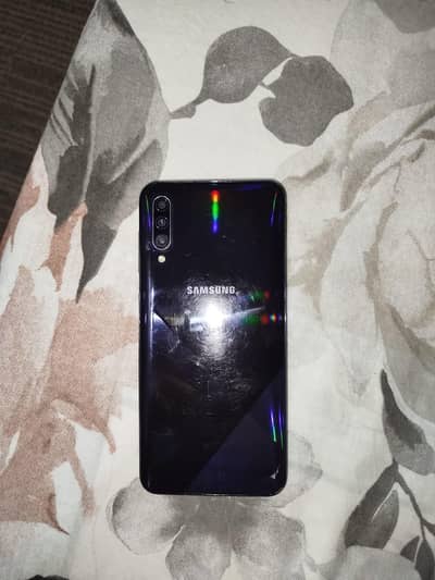 Samsung A30s