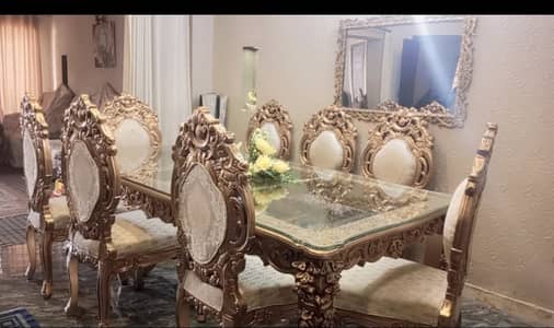 Royal Designer Dining Table Set – Excellent Condition