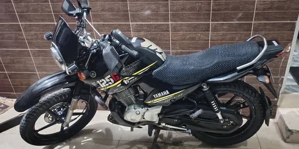 YAMAHA YBR-G 125